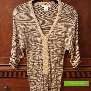 Arden B V-neck Sweater Tunic